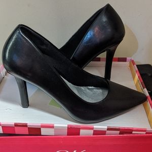 It's Ok Black Faux Leather Reeve Pointed Toe Pump High Heels